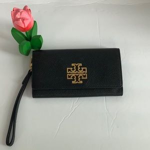 Tory Burch Britten Continental Black Wallet
